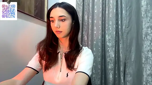 LinaMour online show from January 2026 10:25:02 PM