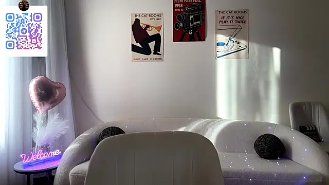 LinaMour online show from June 2026 02:57:01 AM