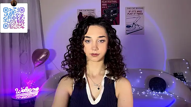 LinaMour online show from June 2026 10:12:02 PM