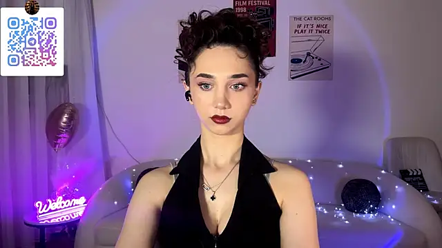 LinaMour online show from June 2026 10:10:02 PM