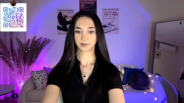 Snapshot of LinaMour chatting on July 2026 10:28:02 PM LinaMour online show from July 2026 10:28:02 PM