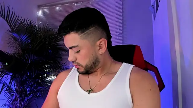 Alexander Diiaz online show from September 2025 11:56:01 AM