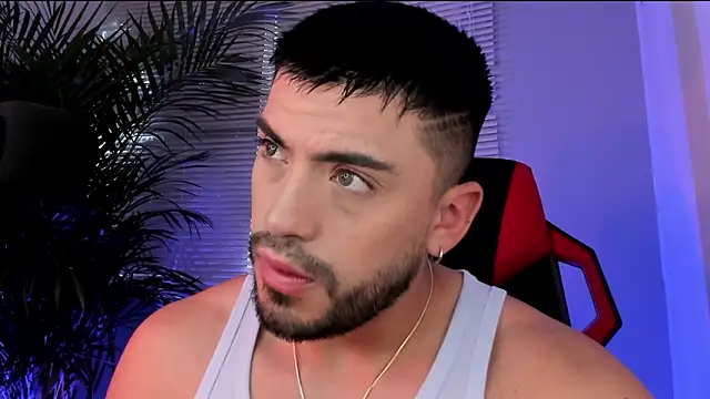 Alexander Diiaz online show from October 2025 12:47:01 PM