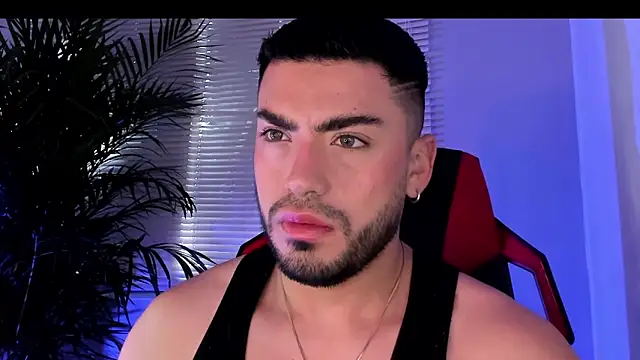 Alexander Diiaz online show from October 2025 02:51:02 PM