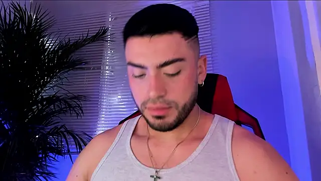 Alexander Diiaz online show from October 2025 02:51:02 PM