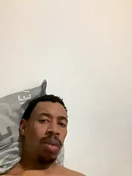 Snapshot of fitsexyman chatting on September 2025 11:28:02 PM fitsexyman online show from September 2025 11:28:02 PM