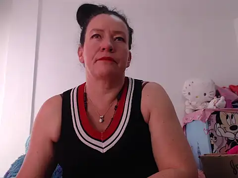 Snapshot of CRISTAL-999 chatting on September 2025 07:05:01 PM CRISTAL-999 online show from September 2025 07:05:01 PM