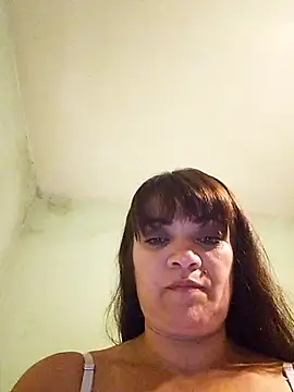 isabella931054 online show from February 2026 03:10:01 AM