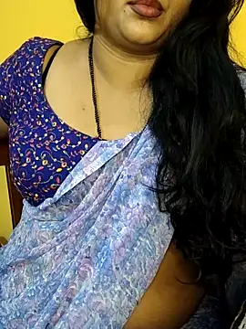 Snapshot of Angel0731 chatting on May 2026 09:56:02 PM Angel0731 online show from May 2026 09:56:02 PM