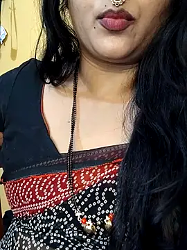 Snapshot of Angel0731 chatting on May 2026 06:49:01 PM Angel0731 online show from May 2026 06:49:01 PM