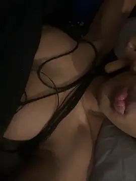 Idonotcherishu online show from November 2025 11:31:02 AM