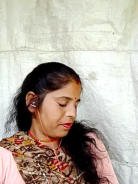 Snapshot of Manvi_tyagi chatting on September 2025 05:51:01 AM Manvi tyagi online show from September 2025 05:51:01 AM