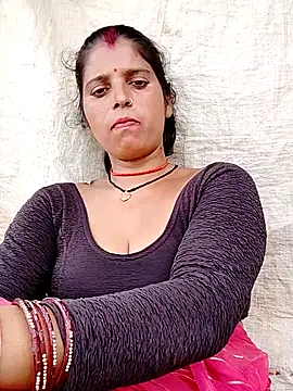 Snapshot of Manvi_tyagi chatting on September 2025 08:13:02 AM Manvi tyagi online show from September 2025 08:13:02 AM