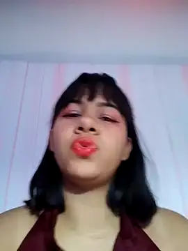 Snapshot of starbulx chatting on September 2025 06:24:01 AM starbulx online show from September 2025 06:24:01 AM