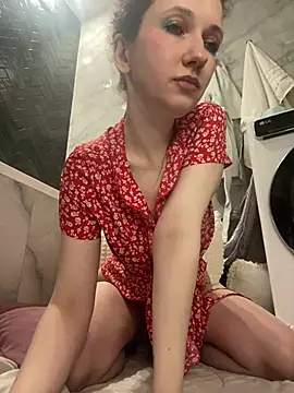 Kitty Kisss online show from March 2026 03:33:02 AM