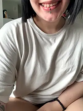 Snapshot of MargarettRose chatting on October 2025 03:04:01 AM MargarettRose online show from October 2025 03:04:01 AM