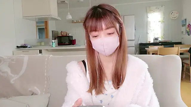 Snapshot of SUZU_1201 chatting on October 2025 12:00:02 AM SUZU 1201 online show from October 2025 12:00:02 AM