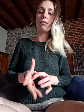 Snapshot of SexyAlya chatting on October 2025 03:54:01 PM SexyAlya online show from October 2025 03:54:01 PM