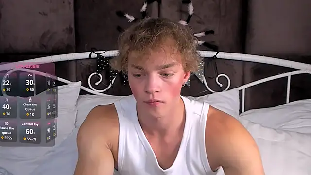 ChaseMuscular online show from October 2025 03:51:02 PM