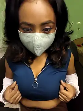 Snapshot of yours_sugar_babe chatting on September 2025 01:11:01 PM yours sugar babe online show from September 2025 01:11:01 PM