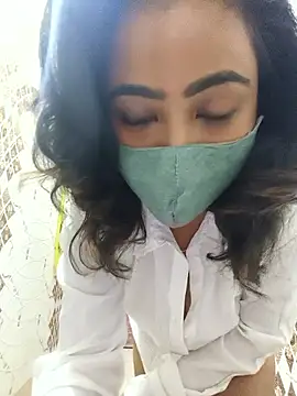 Snapshot of yours_sugar_babe chatting on October 2025 08:11:02 AM yours sugar babe online show from October 2025 08:11:02 AM