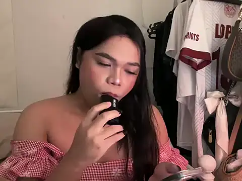 Snapshot of Sassy_lenarxx chatting on February 2026 02:17:02 PM Sassy lenarxx online show from February 2026 02:17:02 PM