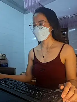 LazdyLy online show from September 2025 05:57:01 PM