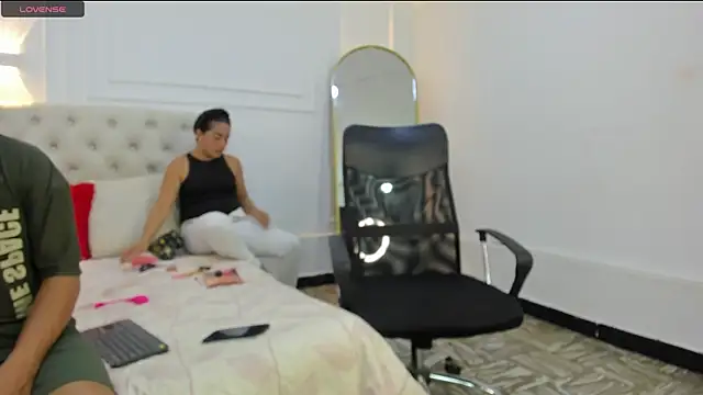charlotte dante212 online show from May 2026 04:09:02 AM