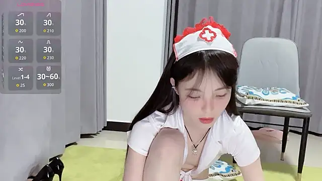 nuonuo321 online show from October 2025 11:03:01 AM