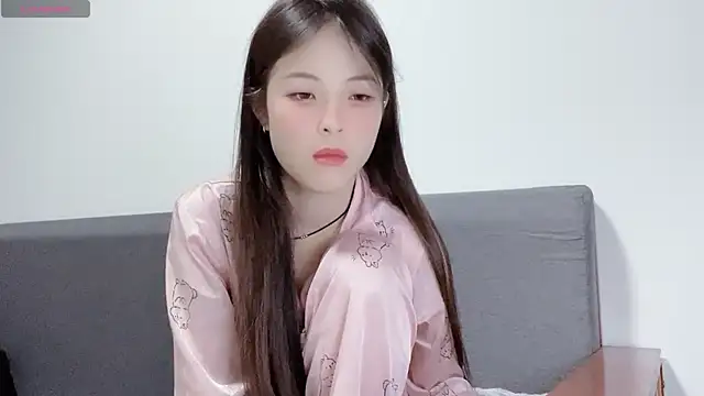 nuonuo321 online show from November 2025 09:42:02 AM