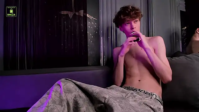 Snapshot of Kevin_Garsia chatting on November 2025 08:09:01 PM Kevin Garsia online show from November 2025 08:09:01 PM