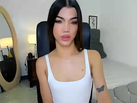 CassieSommereux online show from November 2025 09:26:02 PM