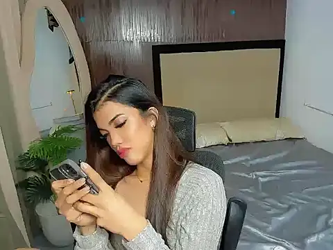 CassieSommereux online show from December 2025 05:35:01 AM