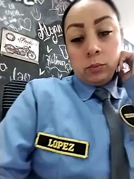 CRISTAL  11 online show from October 2025 01:33:02 PM