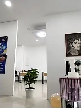 CRISTAL  11 online show from November 2025 12:49:02 PM