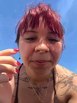 YumiLux online show from June 2026 01:34:02 PM
