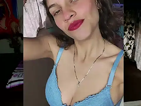 Snapshot of Skylovershot chatting on December 2025 01:42:01 PM Skylovershot online show from December 2025 01:42:01 PM