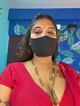 Snapshot of V-Hot-Sweti chatting on April 2026 08:04:02 AM V-Hot-Sweti online show from April 2026 08:04:02 AM