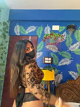 V-Hot-Sweti online show from June 2026 06:12:01 PM