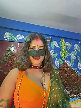 V-Hot-Sweti online show from July 2026 05:20:01 PM