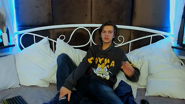 OttoWilliams online show from September 2025 10:11:01 PM