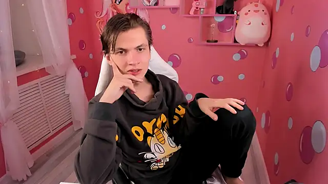 OttoWilliams online show from October 2025 03:28:02 AM