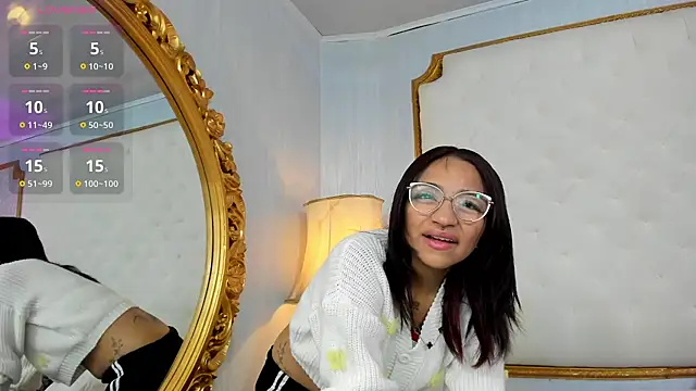 Snapshot of Manelyk_evanss_ chatting on November 2025 11:10:02 AM Manelyk evanss online show from November 2025 11:10:02 AM