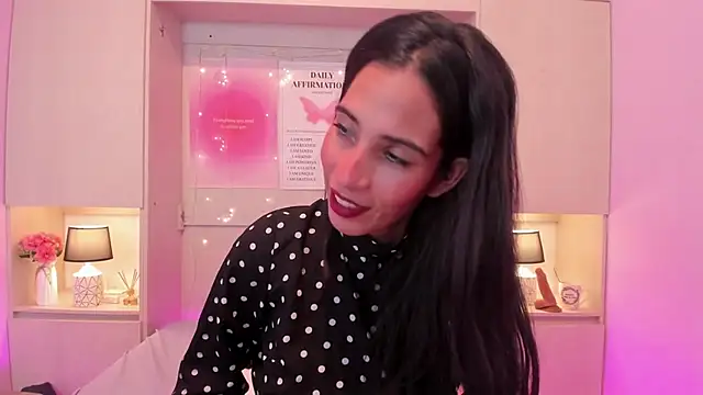 Snapshot of LexxaQueen chatting on October 2025 04:09:02 AM LexxaQueen online show from October 2025 04:09:02 AM