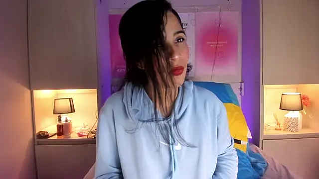 LexxaQueen online show from November 2025 04:10:02 AM