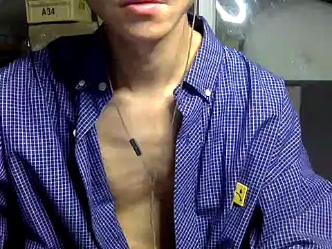 Snapshot of Zzchu chatting on September 2025 06:08:01 PM Zzchu online show from September 2025 06:08:01 PM