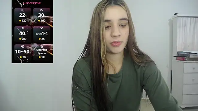 Snapshot of Ambar_lynn chatting on October 2025 06:54:01 PM Ambar lynn online show from October 2025 06:54:01 PM