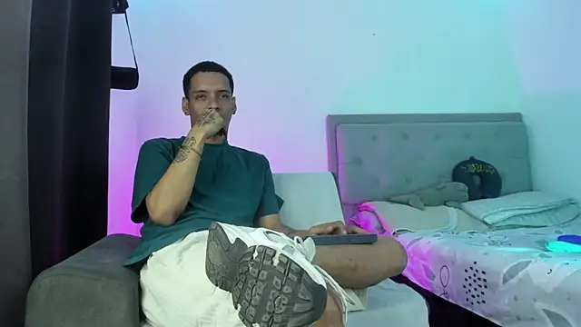 twinkDuohot online show from June 2026 07:38:02 PM