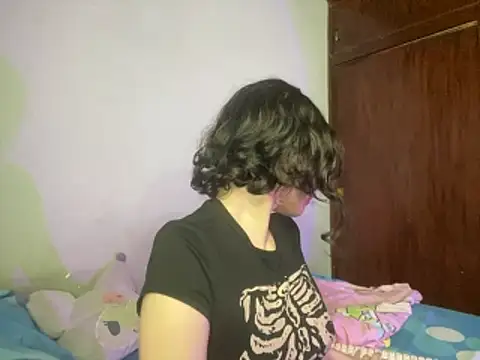 Snapshot of sukubo__ chatting on December 2025 06:12:02 AM sukubo online show from December 2025 06:12:02 AM