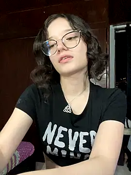 Snapshot of sukubo__ chatting on December 2025 06:40:01 AM sukubo online show from December 2025 06:40:01 AM